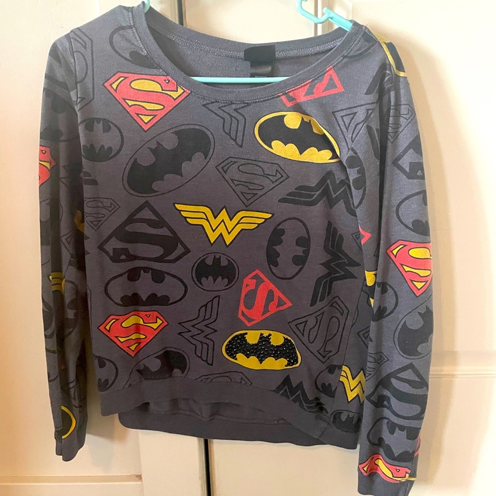 Grey superhero sweatshirt. Size M